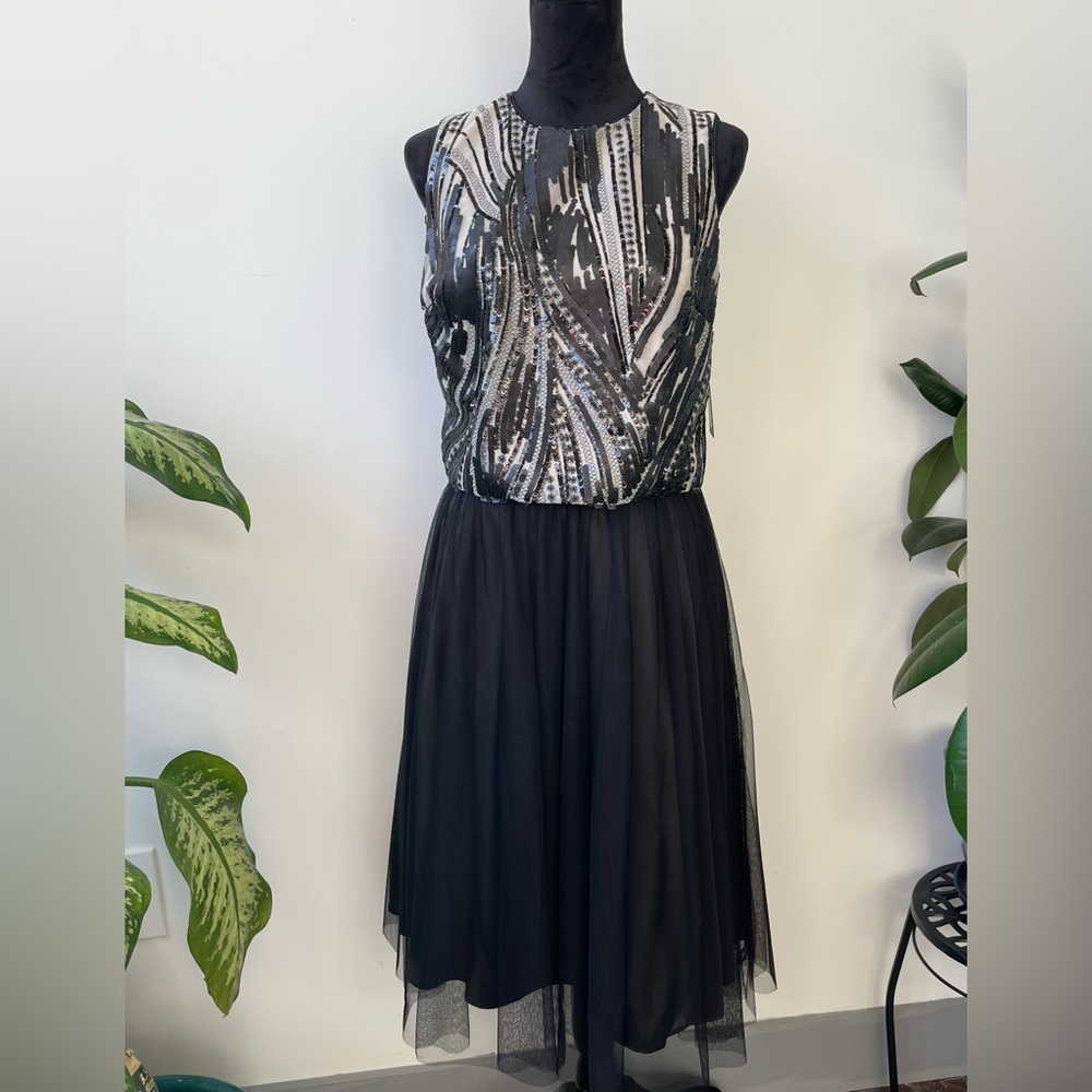 MARINA Dresses Black Nude Sequin Top & Tulle Skirt Set – Size L NWT